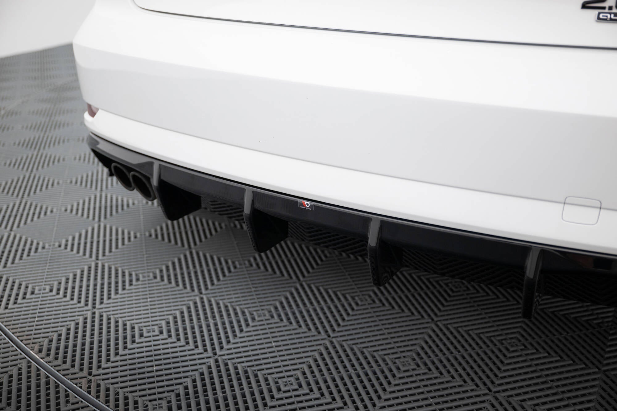 Maxton Design Diffusor Heck Ansatz passend für Audi A3 Limousine 8V Facelift (Doppelauspuff li.endrohr)
