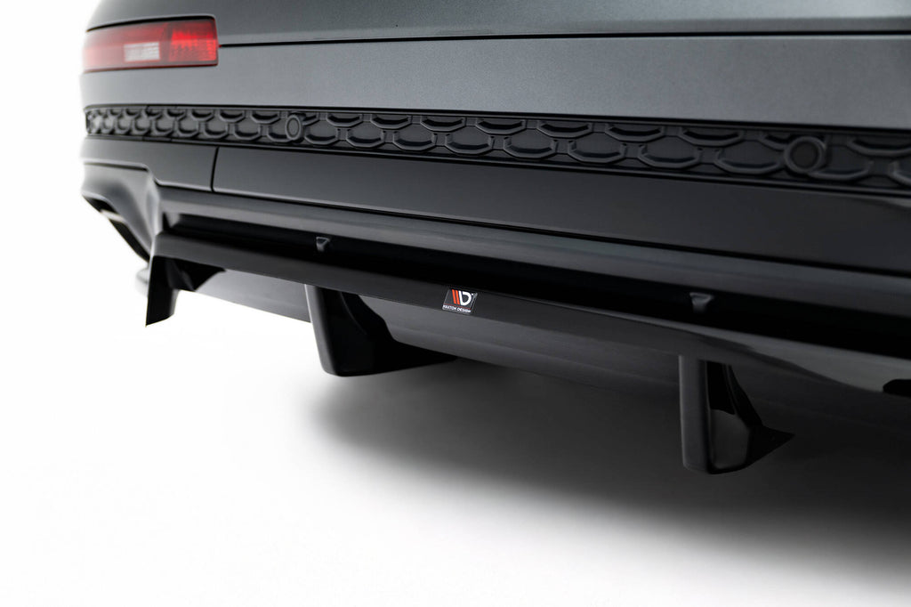Maxton Design Street+ Mittlerer Diffusor RACE passend für Audi Q7 S-Line Mk2 Facelift 2 schwarz Hochglanz