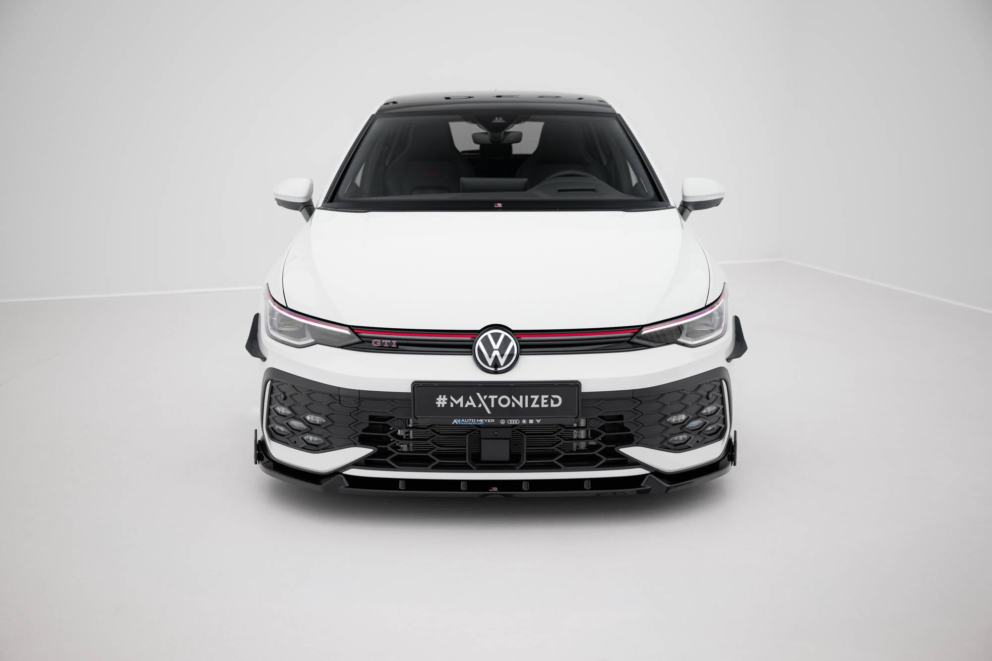 Maxton Design Street+ Spoilerlippe Front Ansatz V.2 + Flaps passend für VW Golf GTI / GTE / R-Line Mk8 Facelift