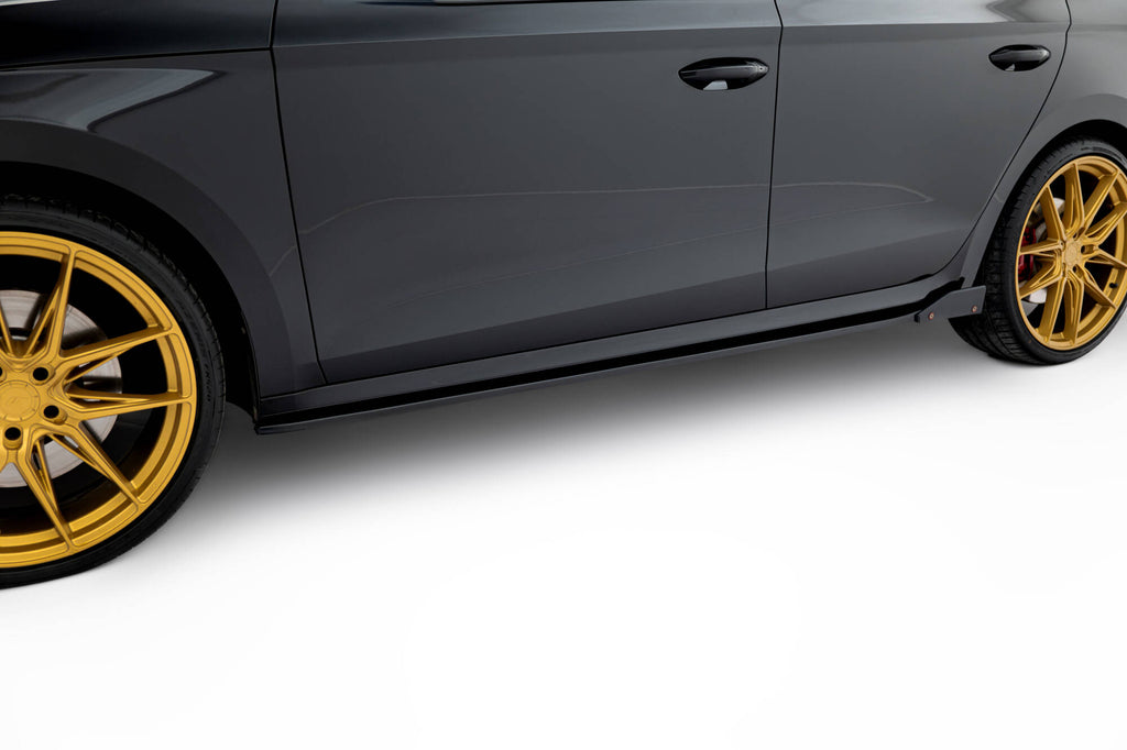 Maxton Design Street+ Seitenschweller Leisten V.2 passend für + Flaps passend für Skoda Octavia RS Liftback / Combi Mk4 Facelift