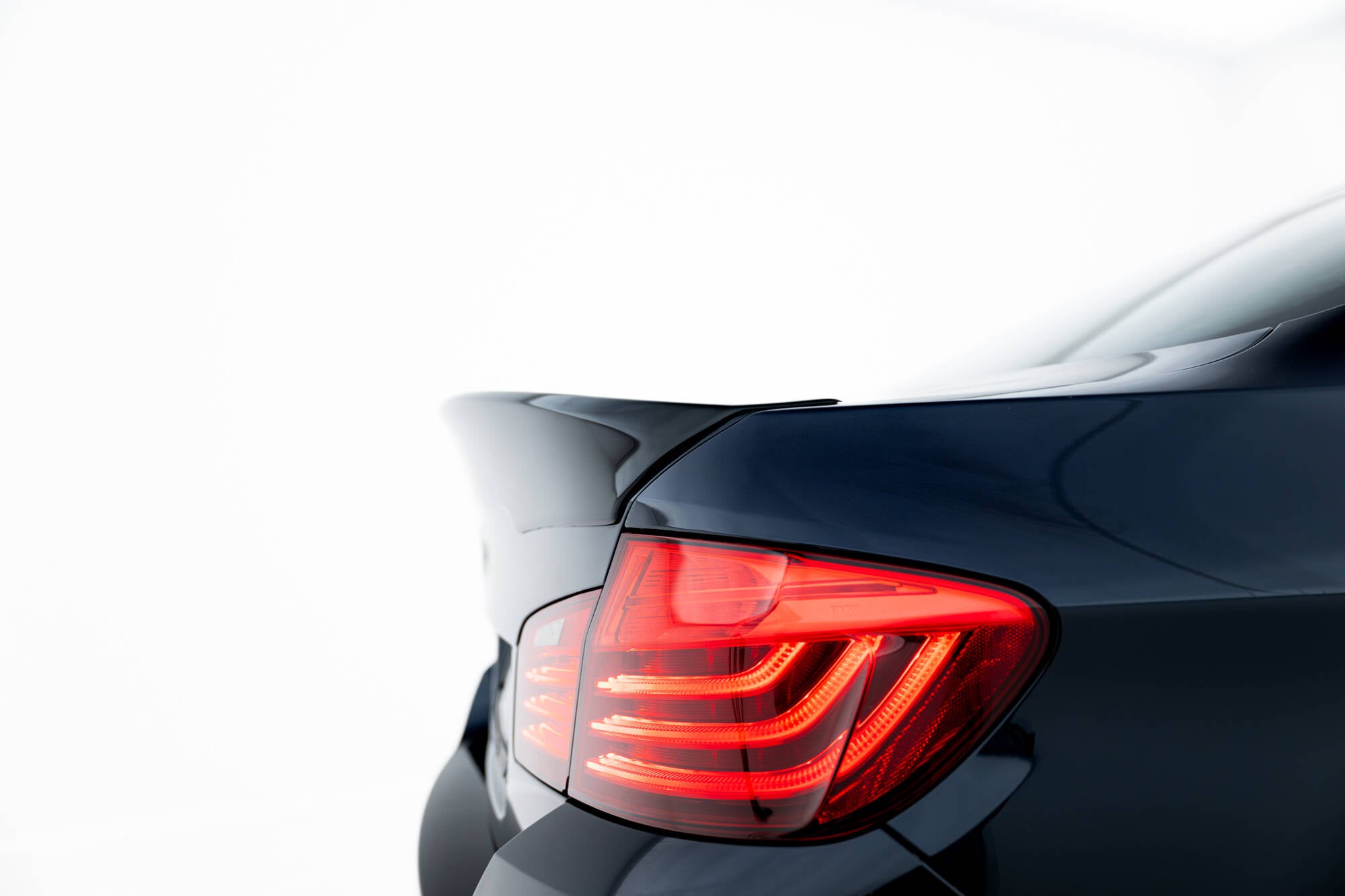 Maxton Design Heckspoiler BMW 5er Limousine F10 / F10 Facelift schwarz Hochglanz für BMW 5er F10- F11