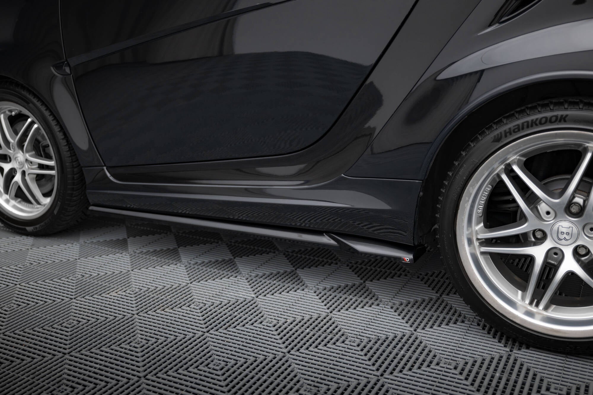 Maxton Design Street+ Seitenschweller Leisten passend für Brabus Smart Fortwo C451 Facelift schwarz Hochglanz