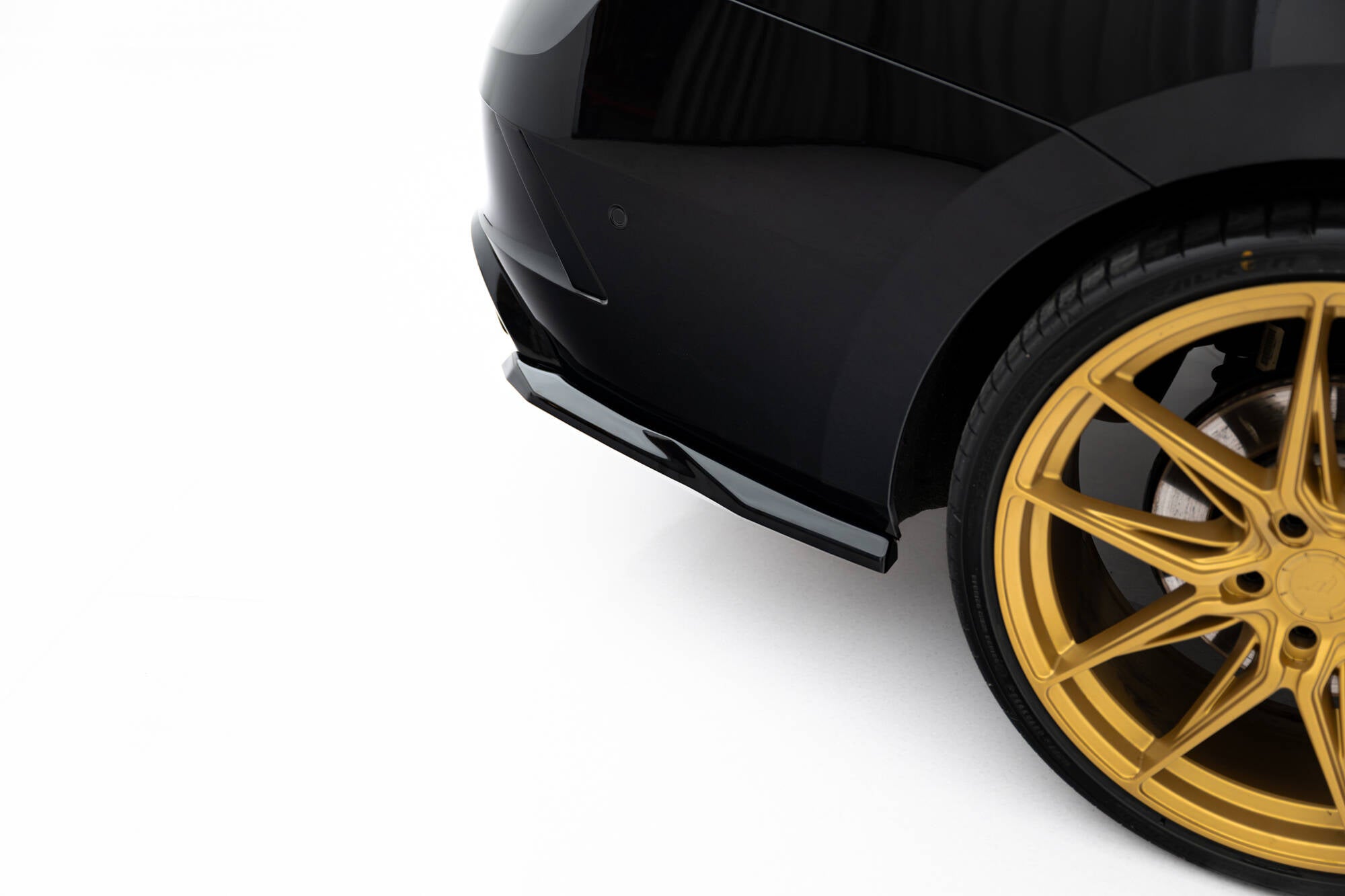 Maxton Design Heck Ansatz Flaps Diffusor V.5 passend für Skoda Octavia RS Liftback / Combi Mk4 / Mk4 Facelift schwarz Hochglanz