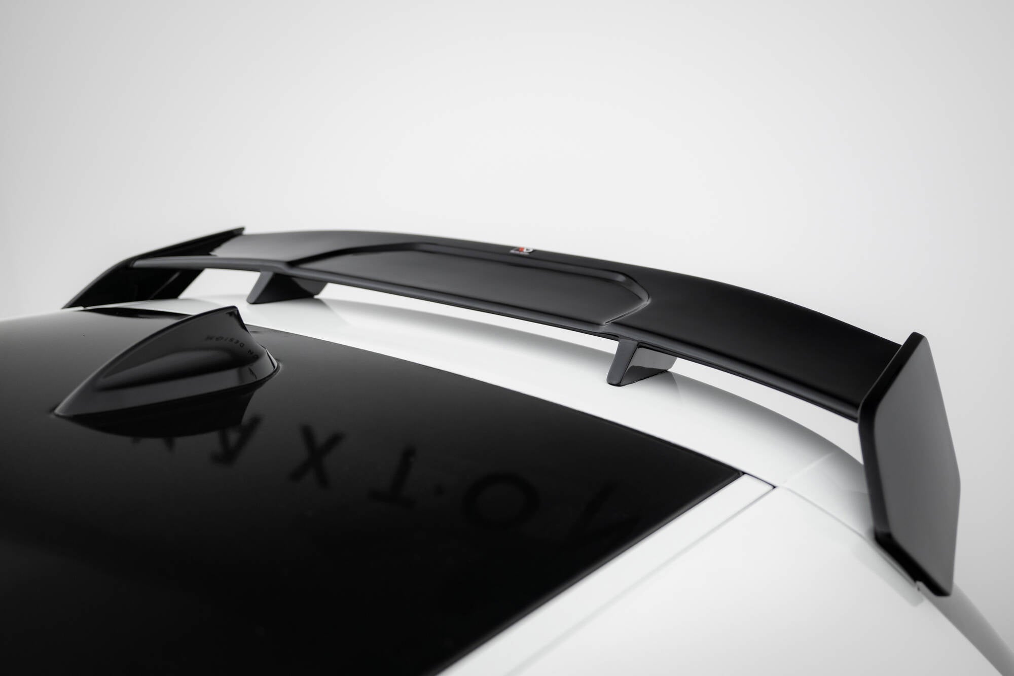Maxton Design Spoiler BMW 1er M-Paket / M140i / Standard F20 für BMW 1er F20- F21