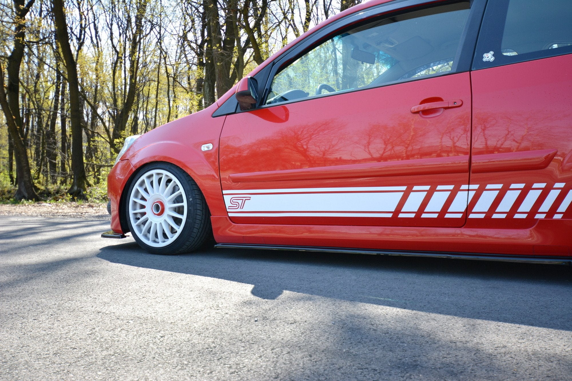 Maxton Design Street+ Seitenschweller Leisten passend für Ford Fiesta ST Mk6 schwarz Hochglanz