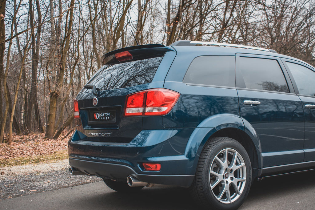Maxton Design Spoiler CAP für Fiat Freemont schwarz matt