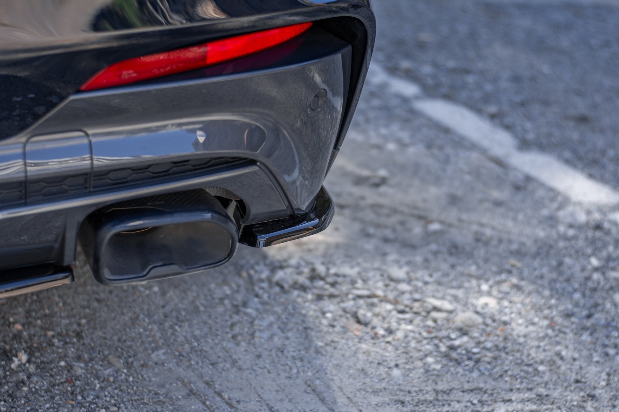 Maxton Design Heck Ansatz Flaps Diffusor passend für BMW X4 M40i G02 schwarz Hochglanz