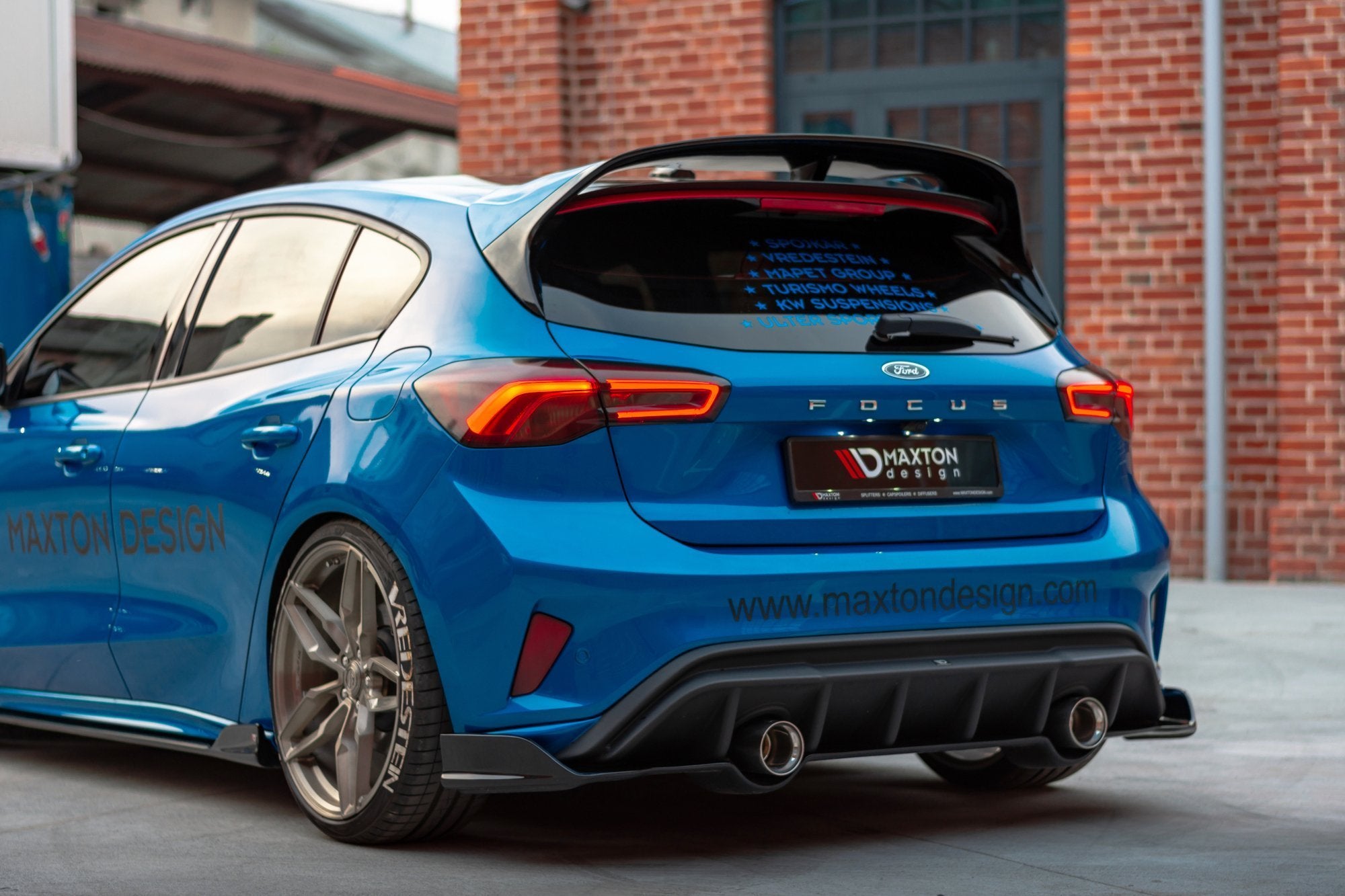 Maxton Design Spoiler Ford Focus Hatchback Mk4 für Ford Focus Standard