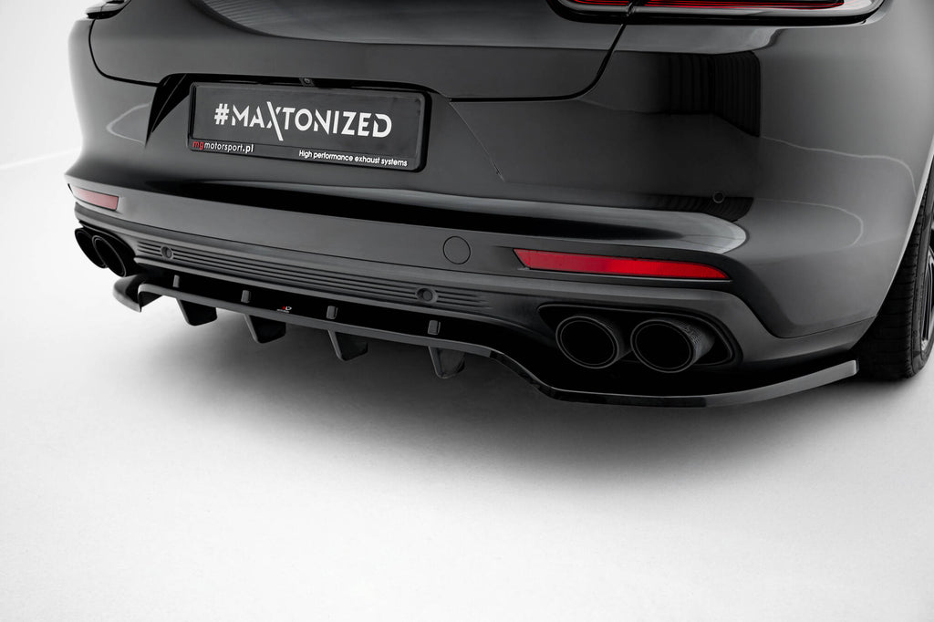Maxton Design Street+ Mittlerer Diffusor RACE passend für Porsche Panamera Turbo S E-Hybrid / Panamera E-Hybrid / Panamera 4S 971 schwarz Hochglanz