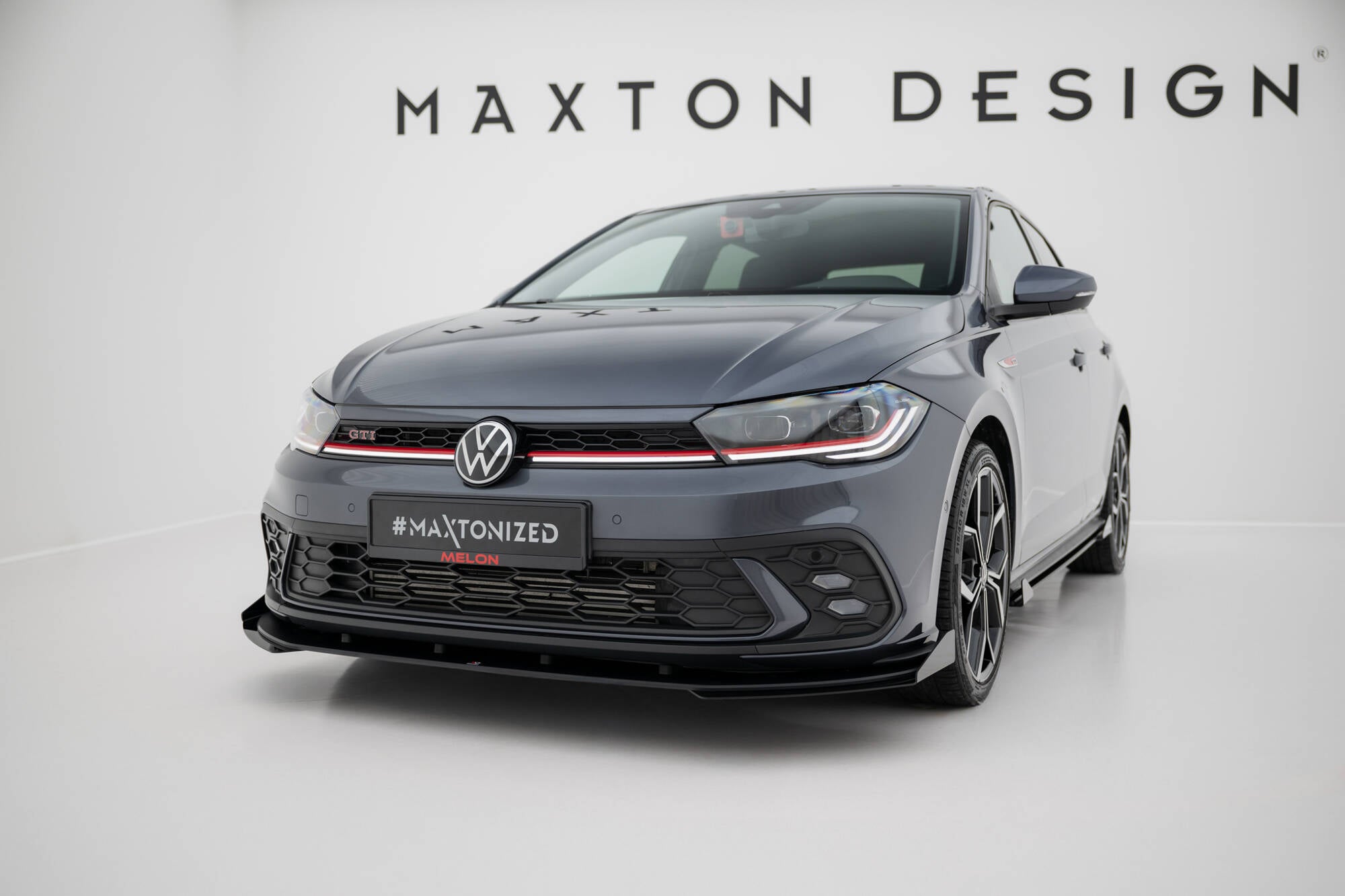 Maxton Design Street Pro Street+ Spoilerlippe Front Ansatz passend für + Flaps passend für VW Golf GTI / GTE / R-Line Mk8 Facelift schwarz Hochglanz