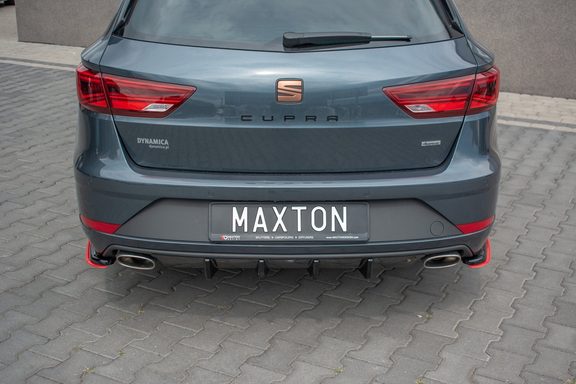 Maxton Design Diffusor Heck Ansatz V.1 passend für Seat Leon Cupra Mk3 FL Sportstourer schwarz Hochglanz
