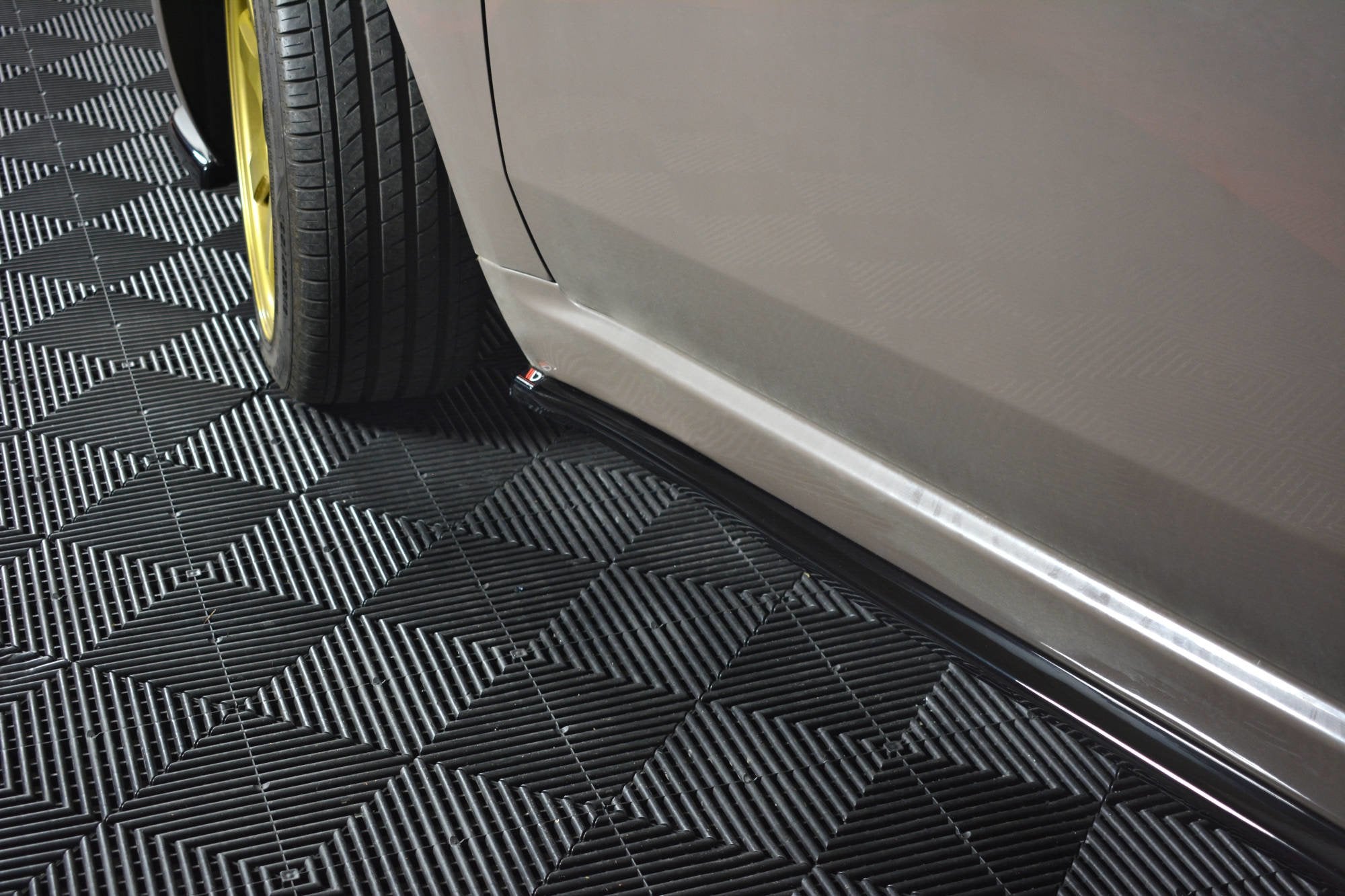 Maxton Design Street+ Seitenschweller Leisten passend für Fiat 500 schwarz Hochglanz