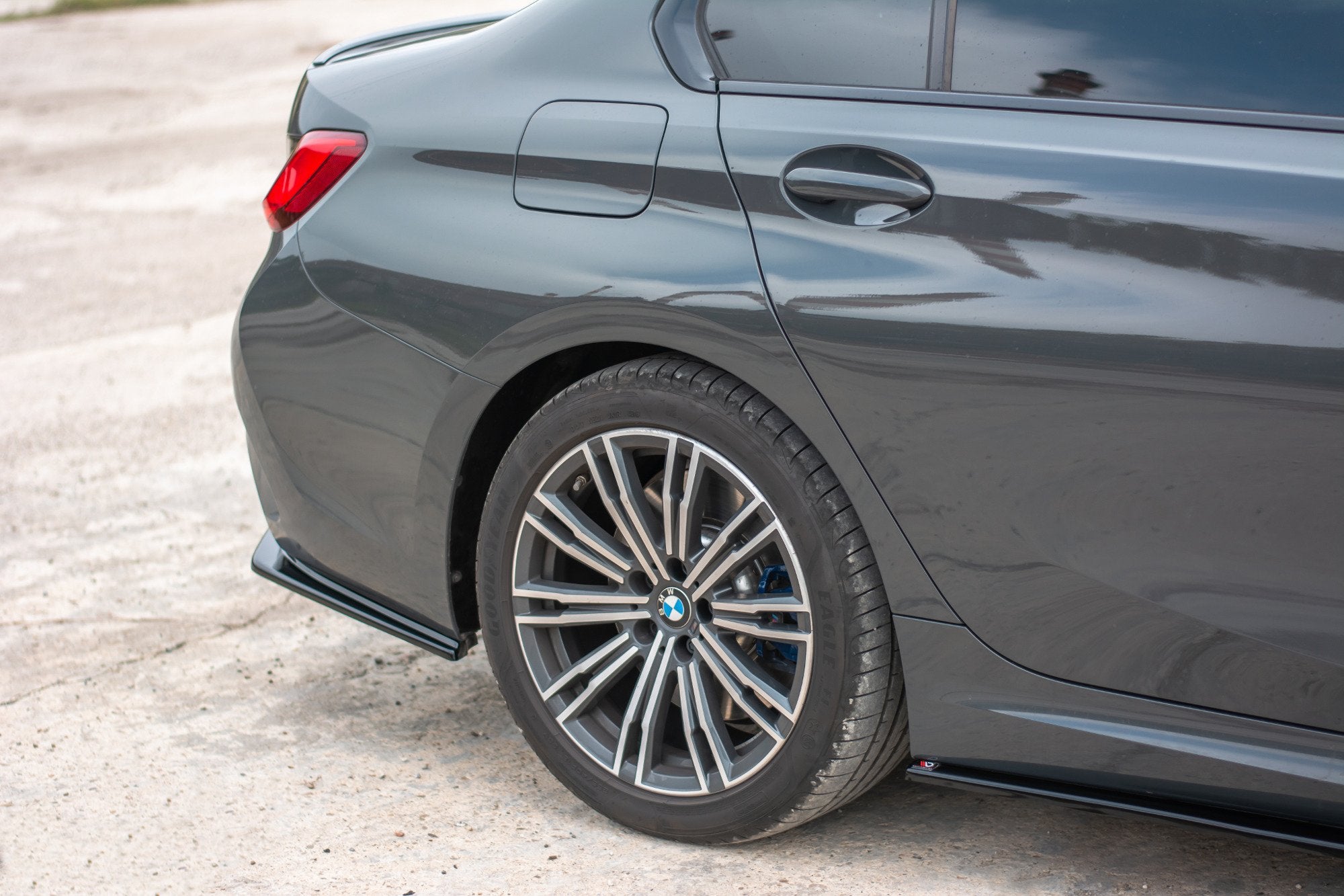 Maxton Design Heck Ansatz Flaps Diffusor passend für BMW 3er M-Paket G20 schwarz Hochglanz