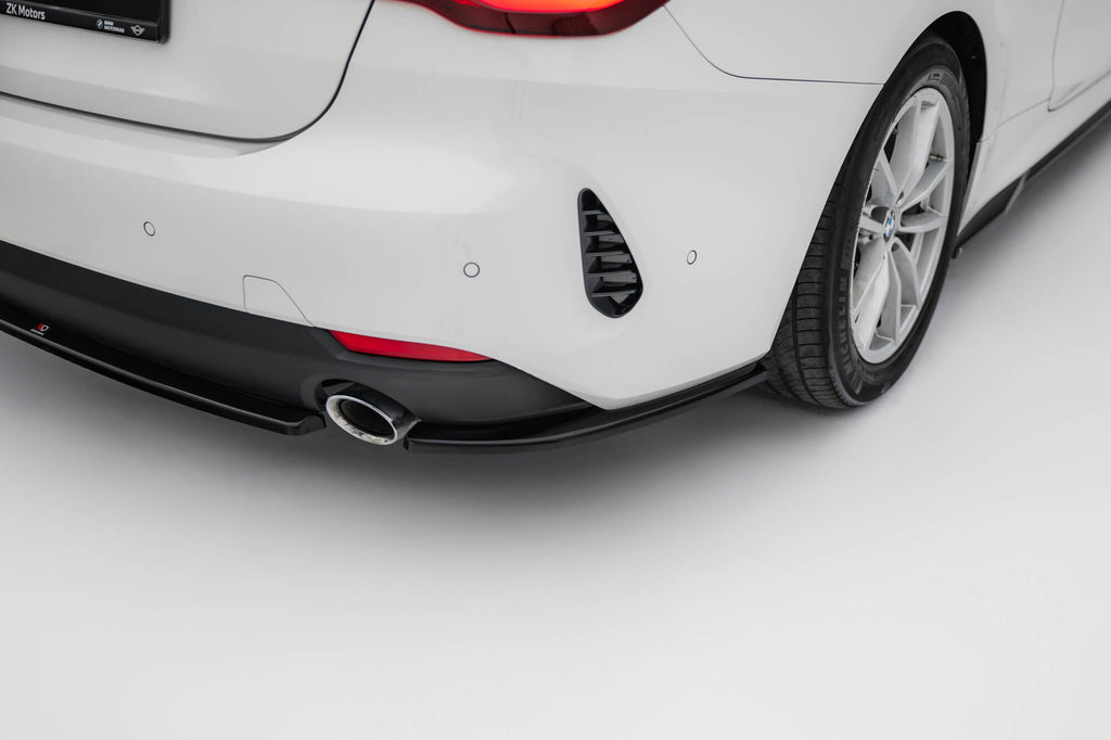 Maxton Design Heck Ansatz Flaps Diffusor passend für BMW 4er Coupe / Cabrio G22 / G23 schwarz Hochglanz