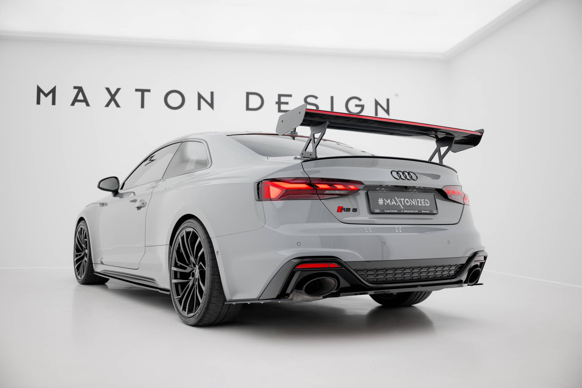 Maxton Design Carbon Spoiler With External Brackets Uprights V.1 + LED Audi A5 / A5 S-Line / S5 / RS5 Coupe F5 / F5 Facelift für Audi A5 / S5 / RS5