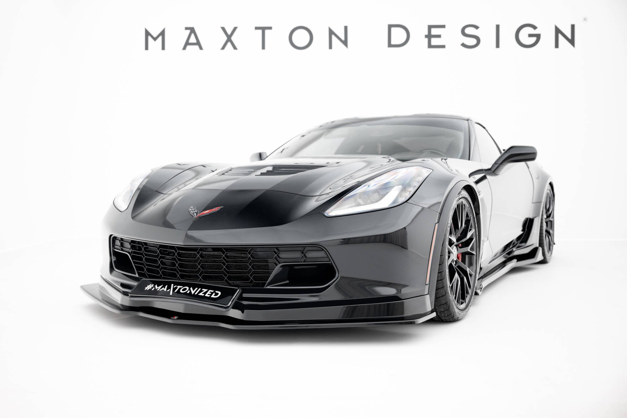 Maxton Design Street+ Spoilerlippe Front Ansatz V.1 passend für Chevrolet Corvette Stingray / Z06 C7 schwarz Hochglanz