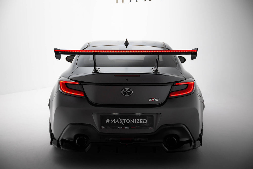 Maxton Design Carbon Spoiler With Internal Brackets Uprights + LED Toyota GR86 / Subaru BRZ Mk2 für Toyota GR86 Mk1