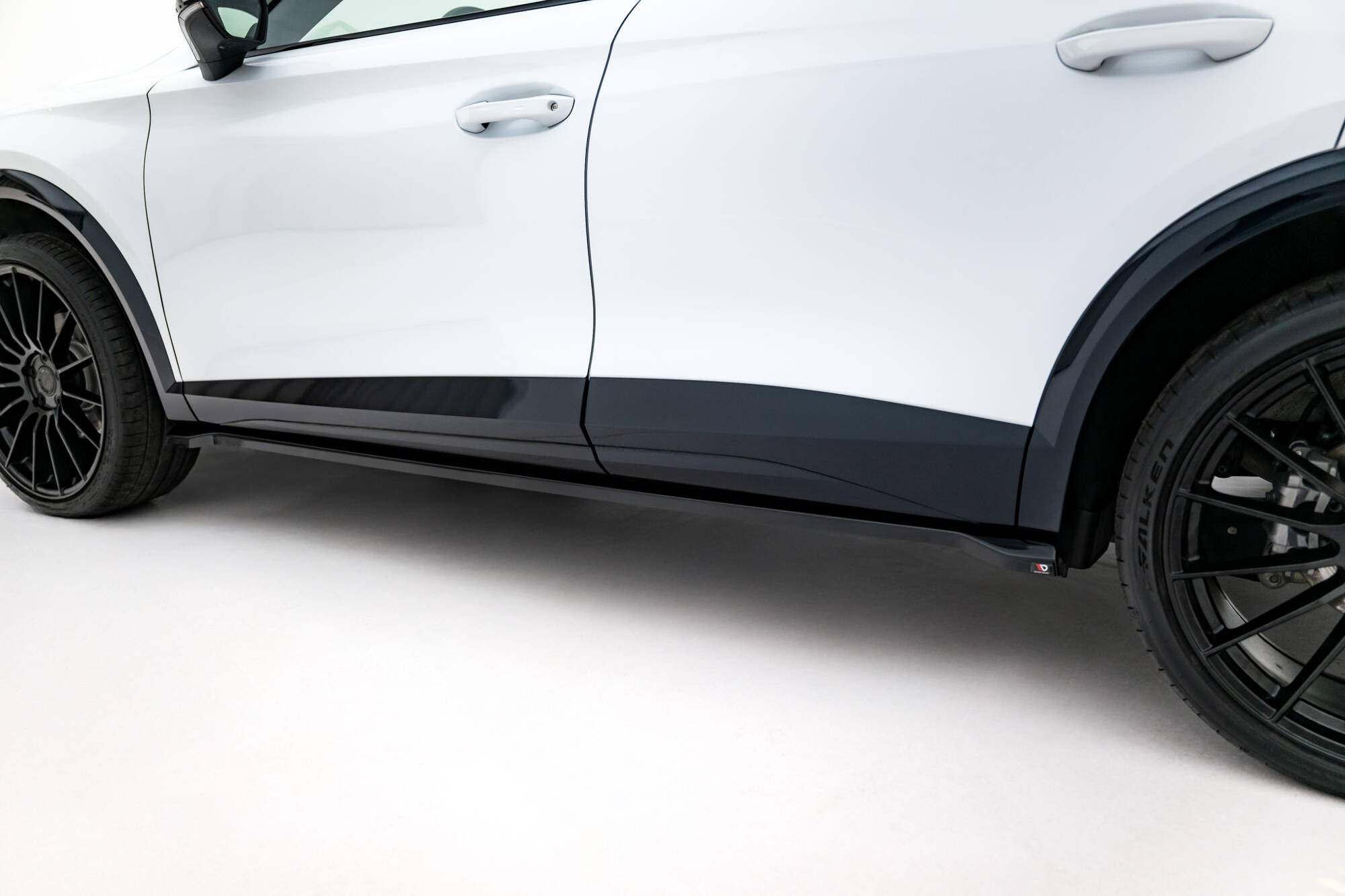 Maxton Design Street+ Seitenschweller Leisten V.2 passend für Cupra Formentor Mk1 Facelift schwarz Hochglanz