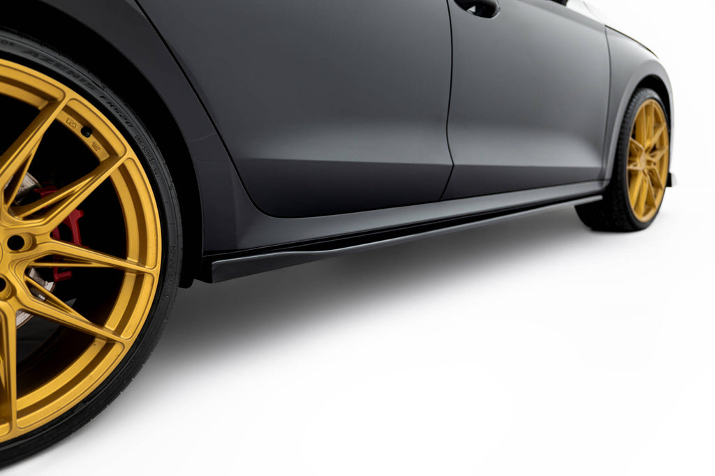 Maxton Design Street+ Seitenschweller Leisten V.2 passend für Skoda Octavia RS Liftback / Combi Mk4 Facelift schwarz Hochglanz