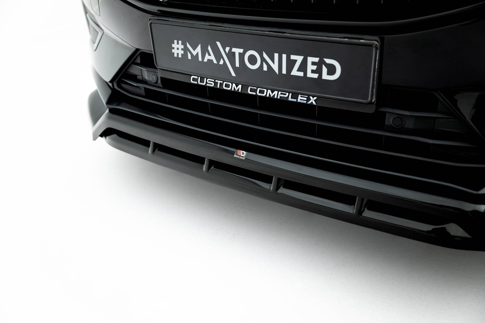 Maxton Design Street+ Spoilerlippe Front Ansatz passend für Volvo XC60 Mk2 schwarz Hochglanz