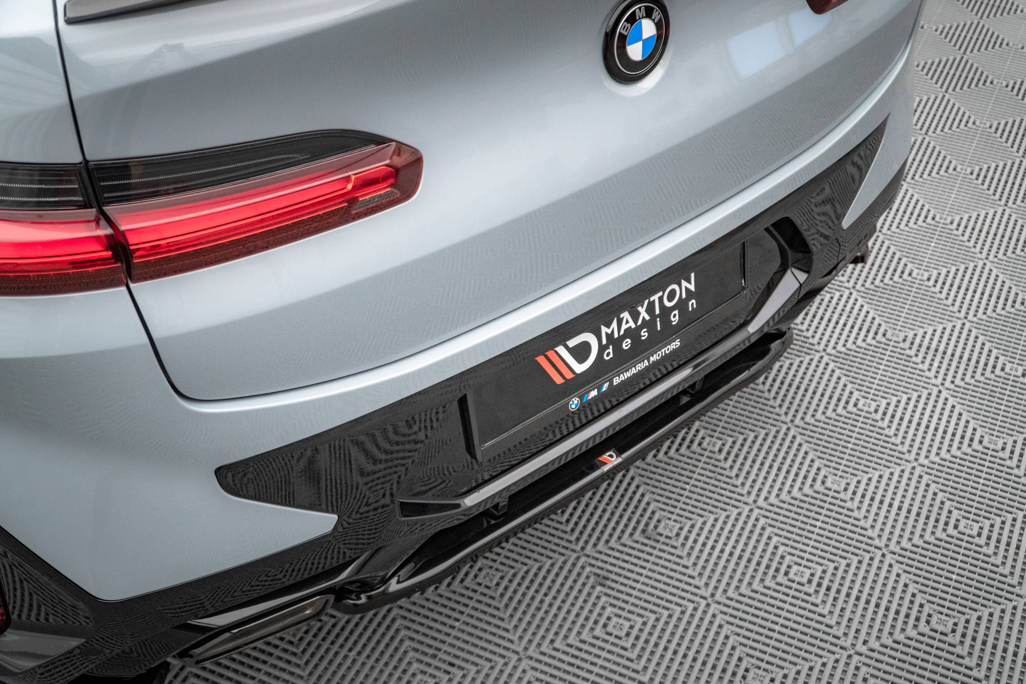 Maxton Design Heckansatz BMW X4 M-Paket G02 Facelift schwarz Hochglanz für BMW X4 G02 Facelift