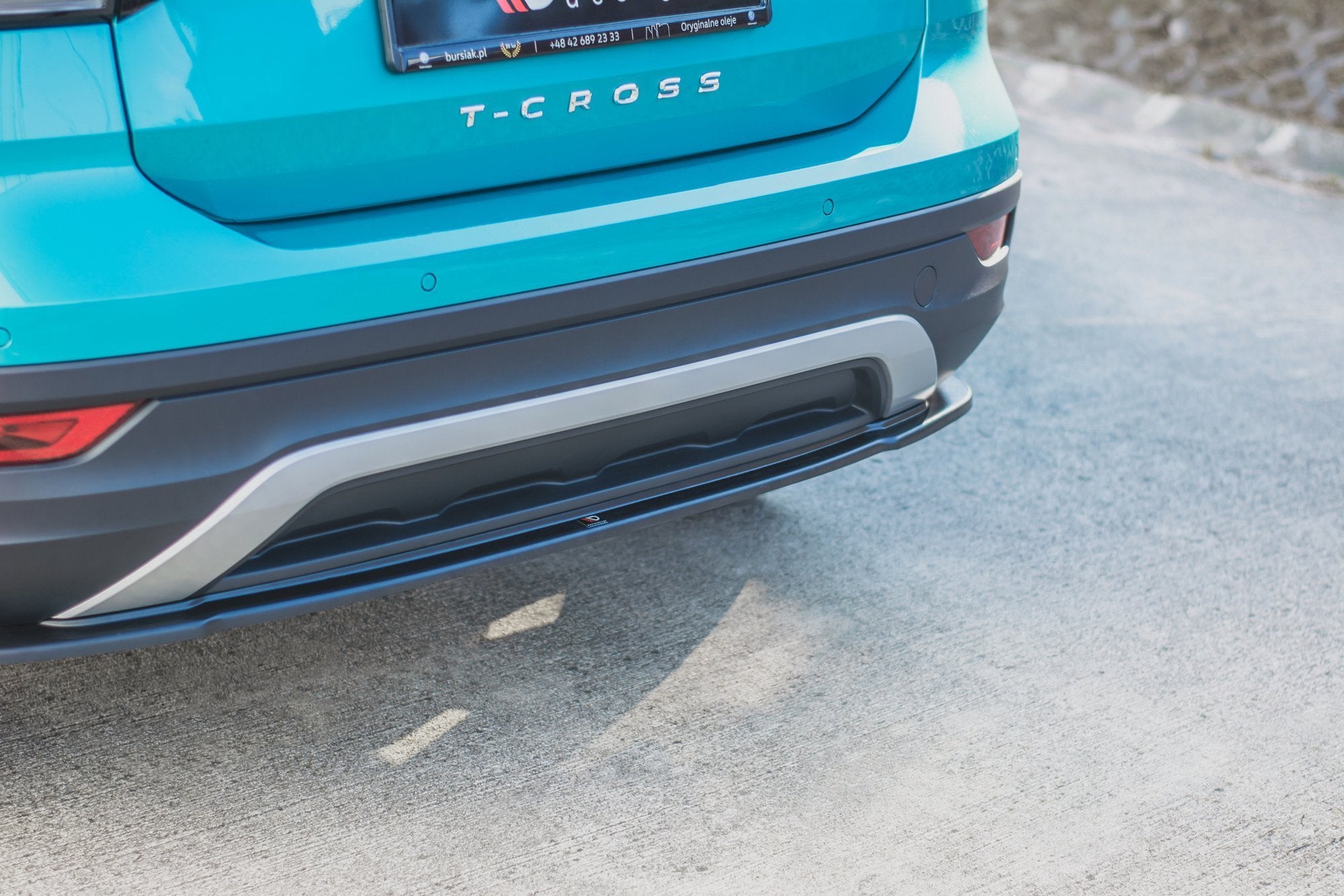 Maxton Design Mittlerer Diffusor Heck Ansatz für Volkswagen T-Cross schwarz matt