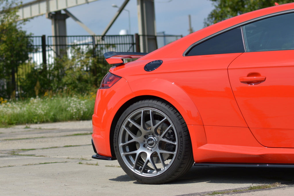 Maxton Design Heck Ansatz Flaps Diffusor passend für Audi TT RS 8S schwarz Hochglanz