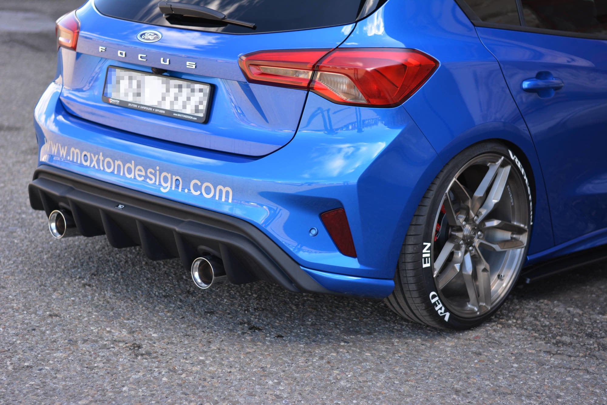 Maxton Design Diffusor Heck Ansatz passend für Ford Focus Hatchabck ST-Line schwarz Hochglanz
