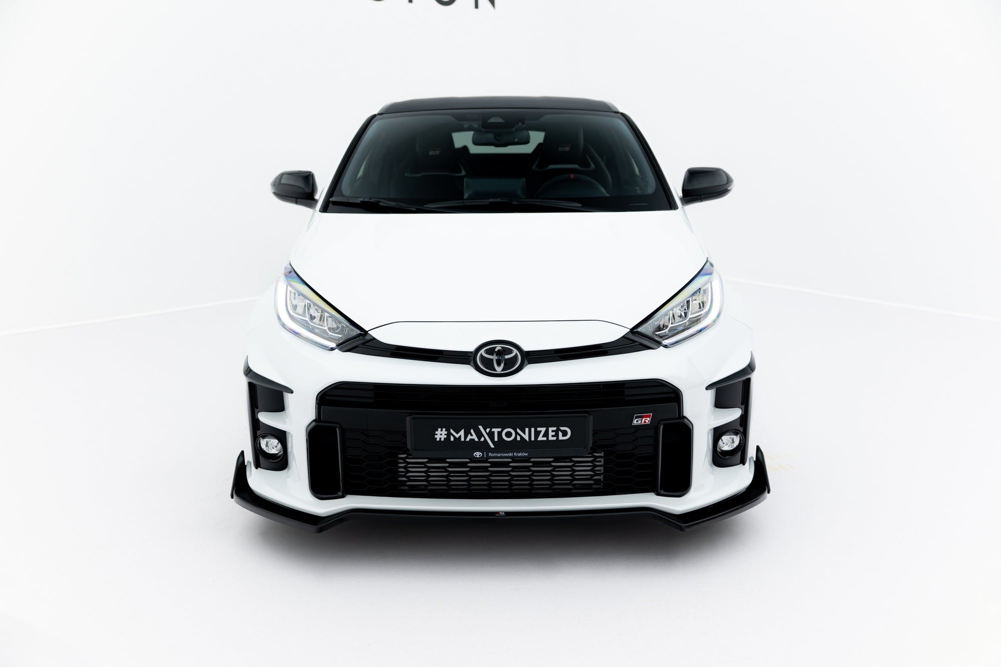 Maxton Design Street+ Spoilerlippe Front Ansatz V.3 + Flaps passend für Toyota GR Yaris Mk4