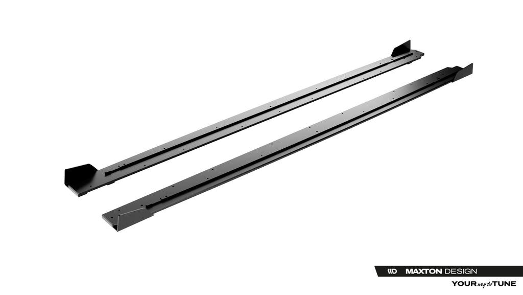 Maxton Design Street Pro Street+ Seitenschweller Leisten + Flaps passend für Cupra Born Mk1 schwarz Hochglanz