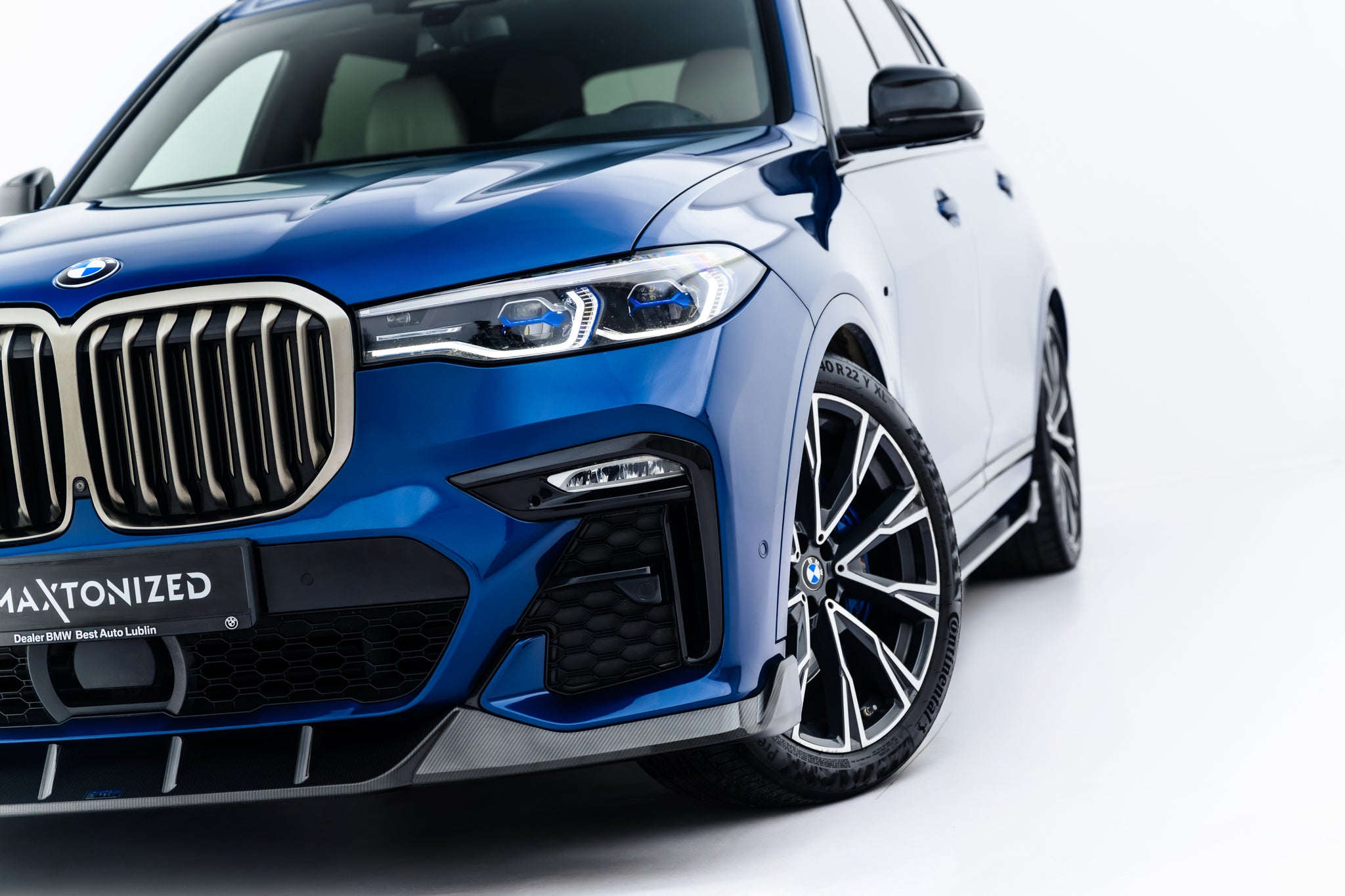 Maxton Design Prepreg Carbon Fiber Street+ Spoilerlippe Front Ansatz passend für BMW X7 M-Paket G07