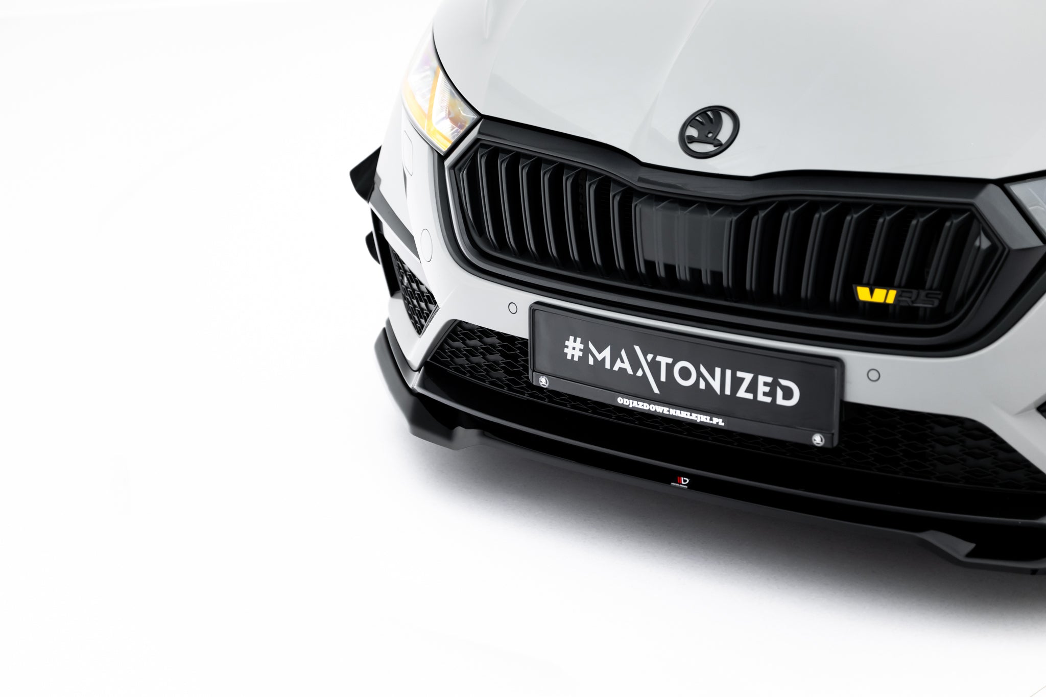 Maxton Design Street+ Spoilerlippe Front Ansatz V.4 passend für Skoda Octavia RS Mk4 schwarz Hochglanz