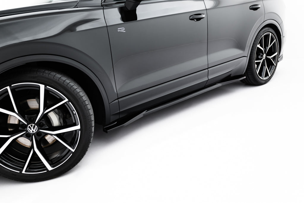 Maxton Design Street+ Seitenschweller Leisten passend für VW Touareg R-Line Mk3 Facelift schwarz Hochglanz