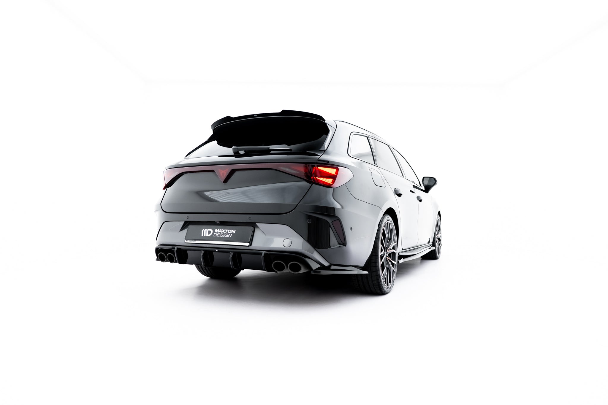 Maxton Design Heck Ansatz Flaps Diffusor V.5 passend für Cupra Leon ST Mk1 Facelift schwarz Hochglanz