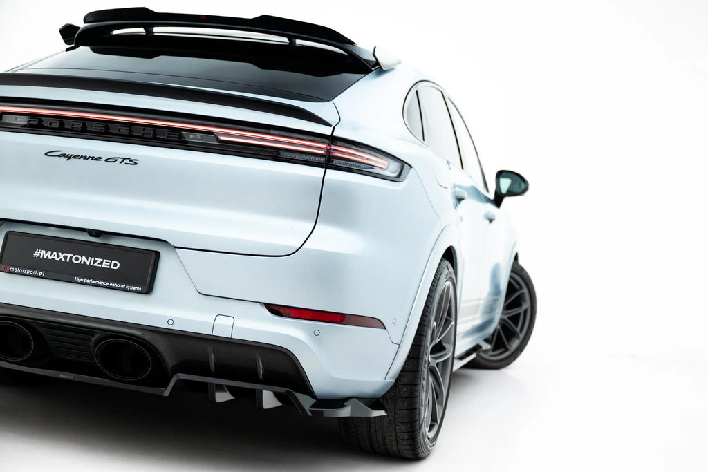 Maxton Design Street+ Mittlerer Diffusor RACE für Porsche Cayenne GTS / Turbo Sport Pack / Turbo E-Hybrid GT Pack Coupe Mk3 Facelift [2023-] | Schwarz Hochglanz | ABS-Kunststoff