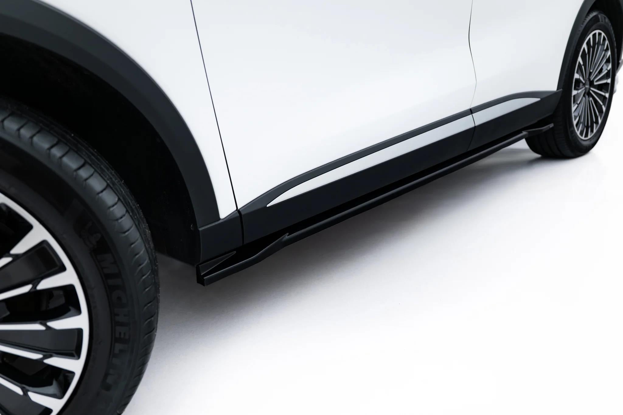 Maxton Design Street+ Seitenschweller Leisten passend für Omoda 9 Mk1 schwarz Hochglanz