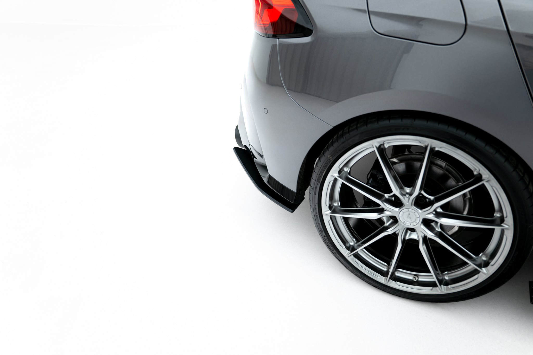 Maxton Design Street Pro Heck Ansatz Flaps Diffusor V.1 passend für BMW M135i F70