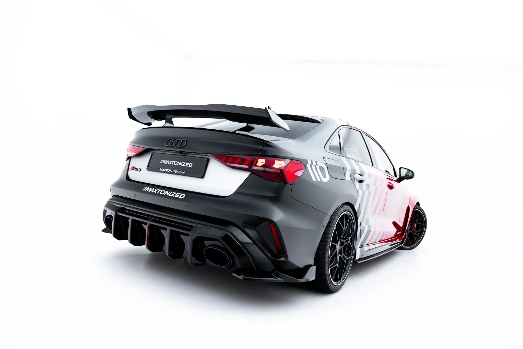 Maxton Design Heck Ansatz Flaps Diffusor V.2 passend für Audi RS3 Limousine 8Y Facelift schwarz Hochglanz