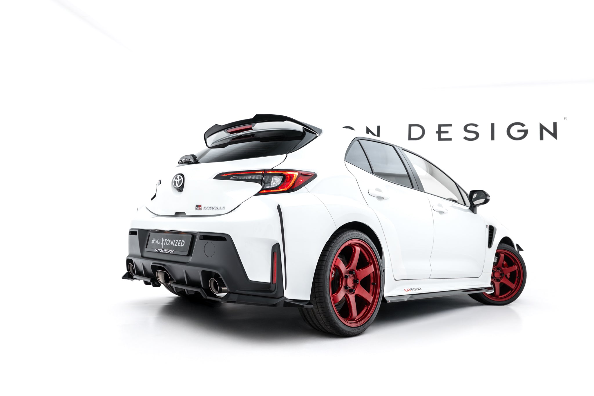 Maxton Design Spoiler CAP passend für Toyota GR Corolla Mk12 schwarz Hochglanz