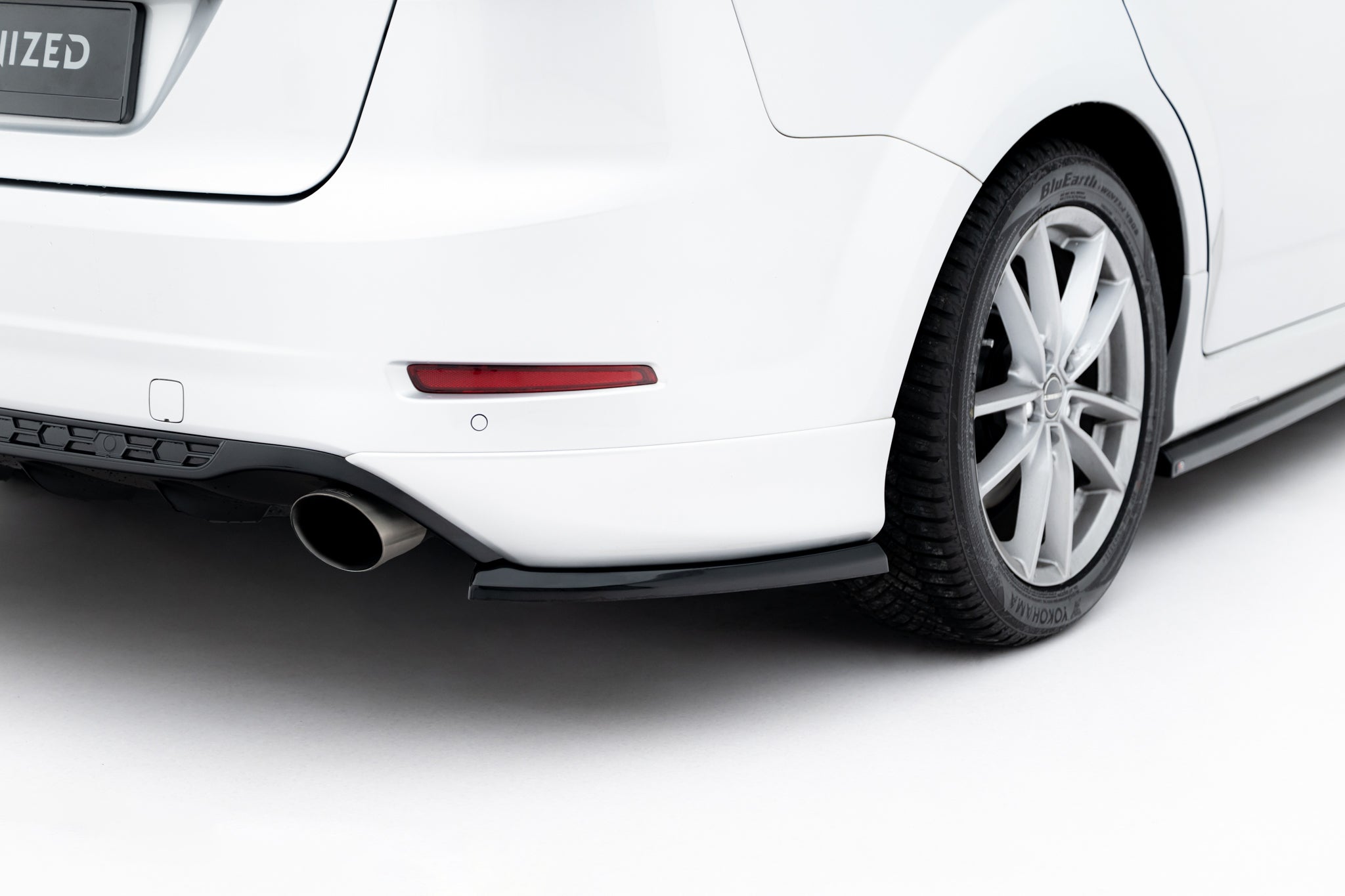 Maxton Design Heck Ansatz Flaps Diffusor passend für Ford Mondeo ST-Line Limousine Mk4 Facelift schwarz Hochglanz