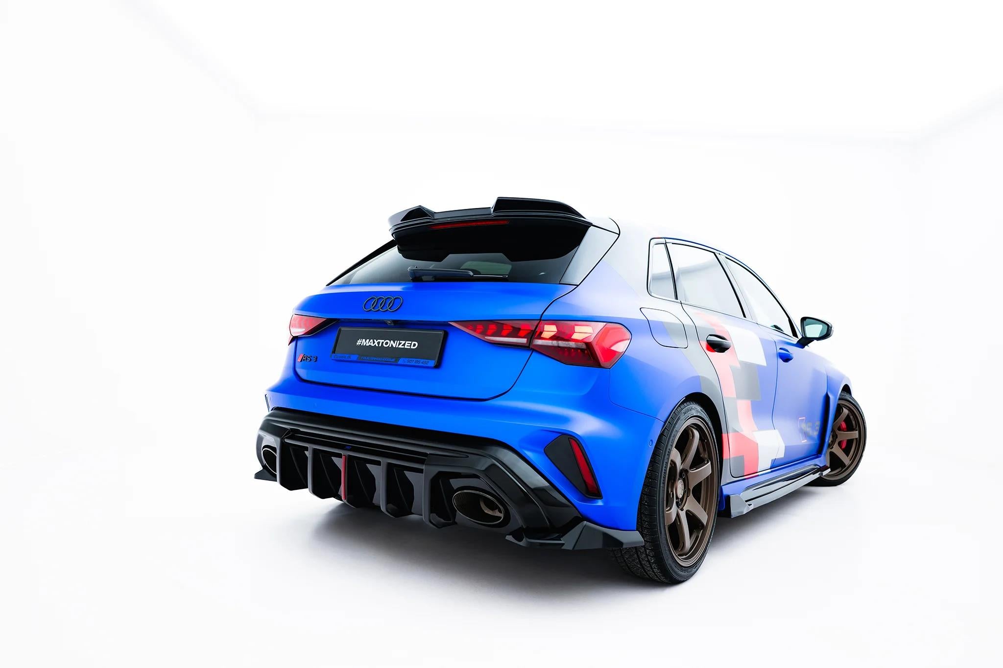 Maxton Design Heck Ansatz Flaps Diffusor V.3 passend für Audi RS3 Sportback 8Y Facelift schwarz Hochglanz