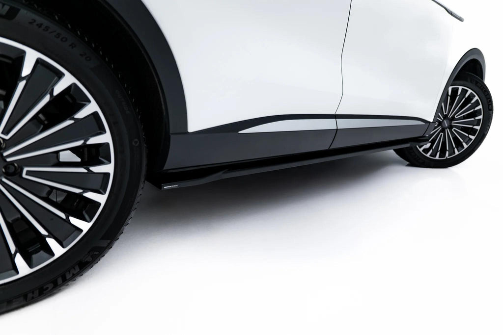 Maxton Design Street+ Seitenschweller Leisten passend für Omoda 9 Mk1 schwarz Hochglanz