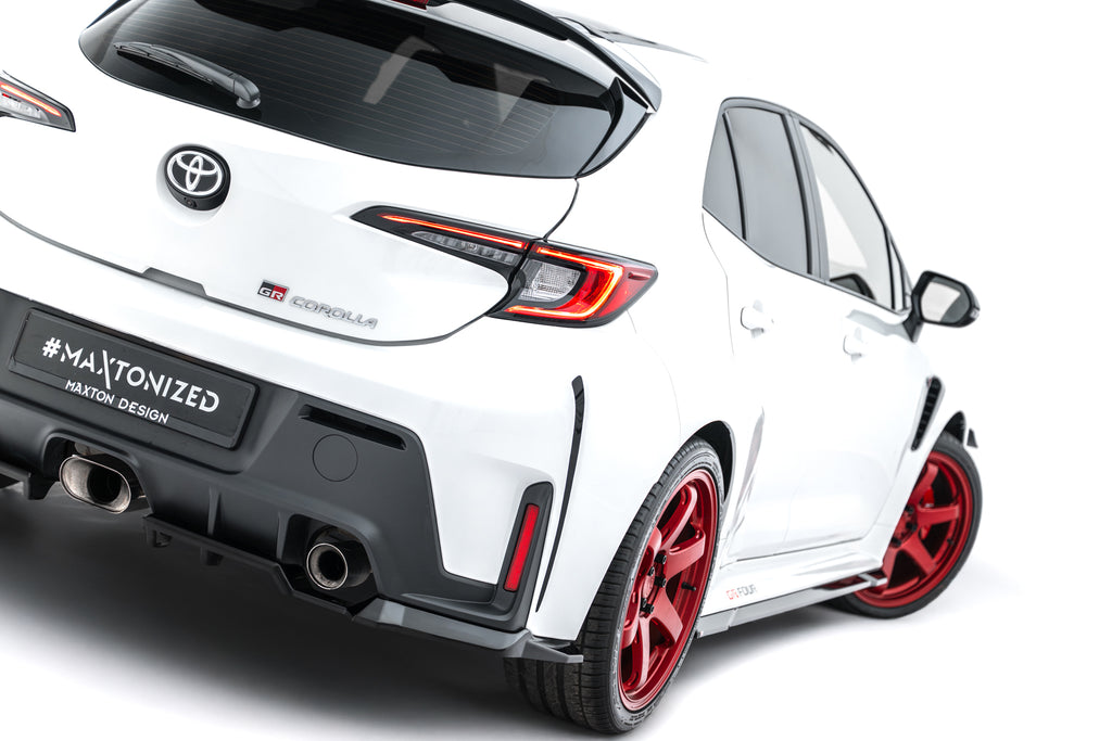Maxton Design Heck Ansatz Flaps Diffusor V.1 passend für Toyota GR Corolla Mk12 schwarz Hochglanz