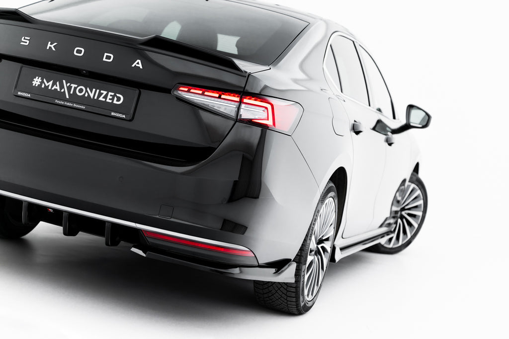 Maxton Design Heck Ansatz Flaps Diffusor V.2 passend für Skoda Superb Sportline Mk4 schwarz Hochglanz