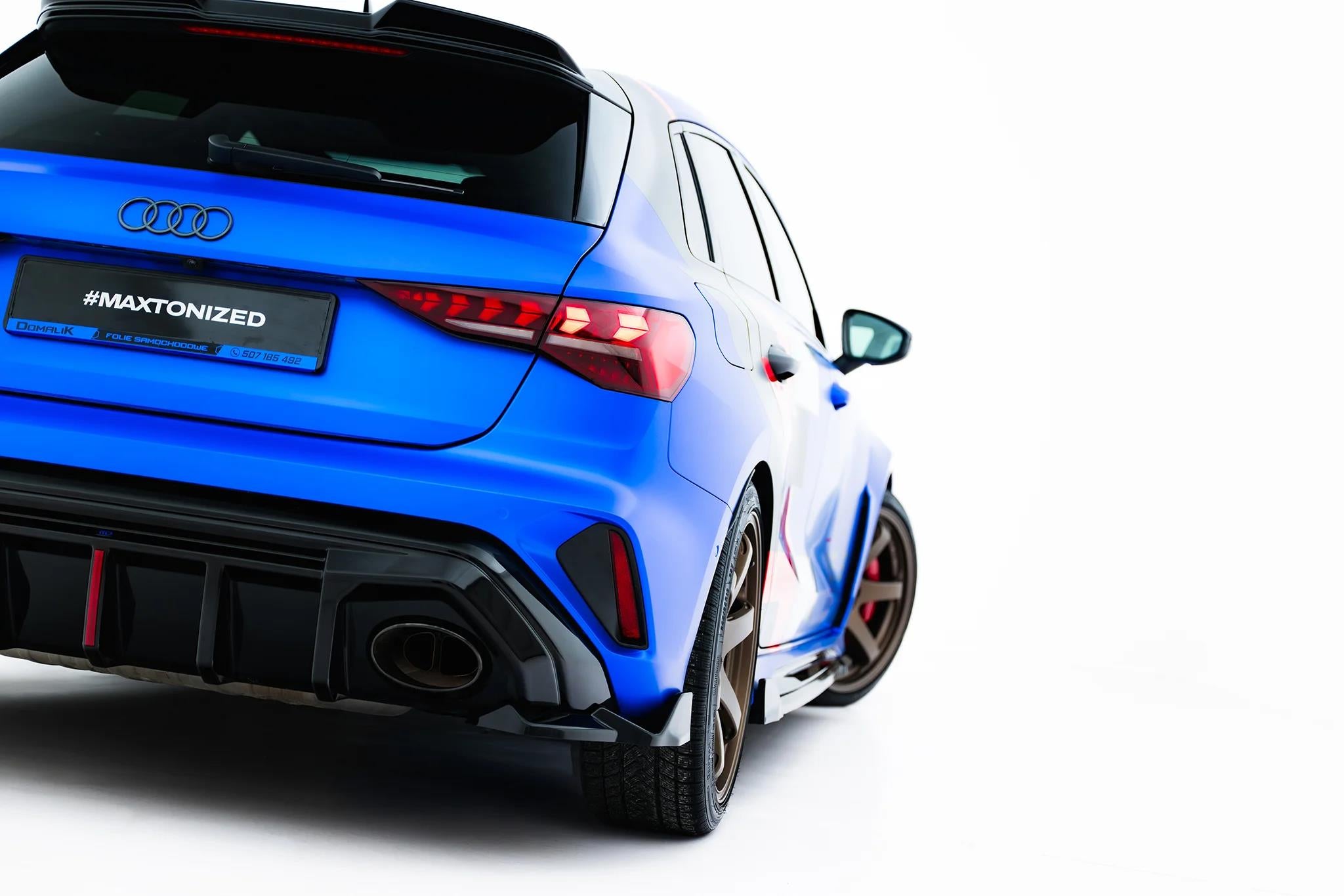 Maxton Design Heck Ansatz Flaps Diffusor V.2 passend für Audi RS3 Sportback 8Y Facelift schwarz Hochglanz