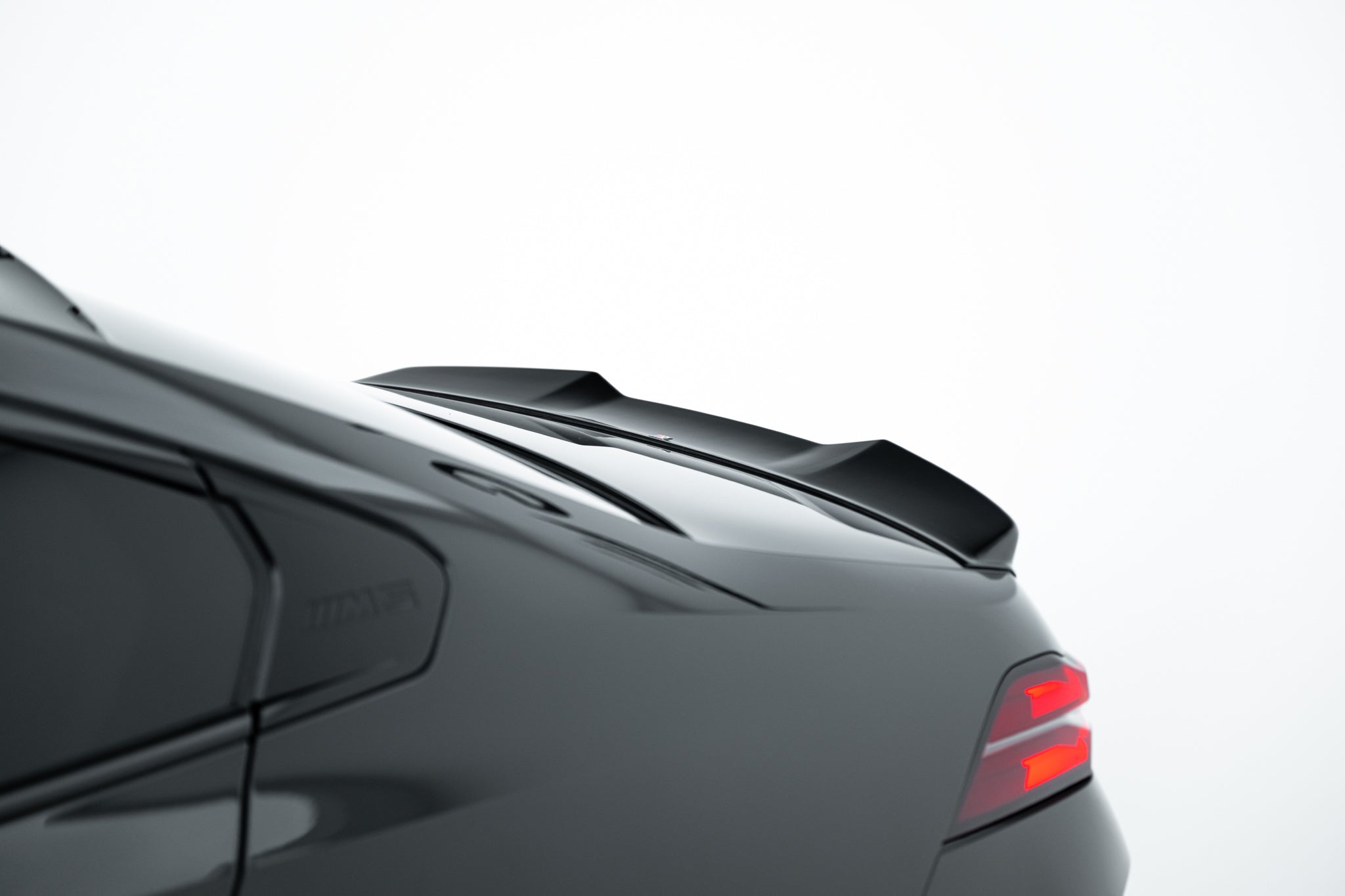 Maxton Design Spoiler CAP 3D passend für BMW M5 Limousine G90 schwarz Hochglanz