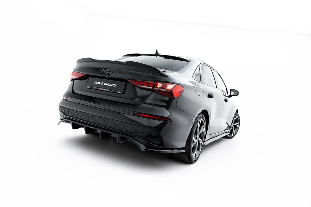 Maxton Design Street+ Mittlerer Diffusor Race Passend für Audi A3 Limousine 8Y Facelift Schwarz Hochglanz
