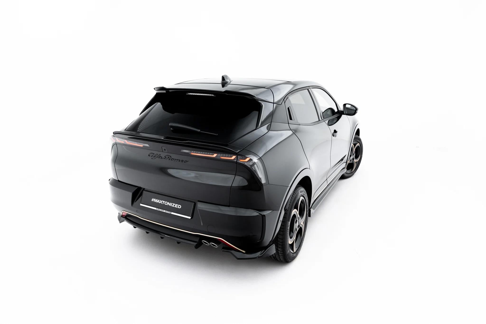 Maxton Design Höher Heckspoiler Lippe Alfa Romeo Junior Mk1 Schwarz Hochglanz
