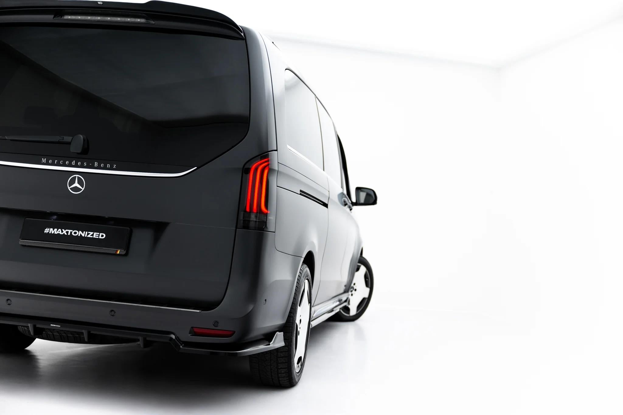 Maxton Design Street+ Mittlerer Diffusor Race Passend für Mercedes-Benz V AMG-Line W447 Facelift 2 Schwarz Hochglanz
