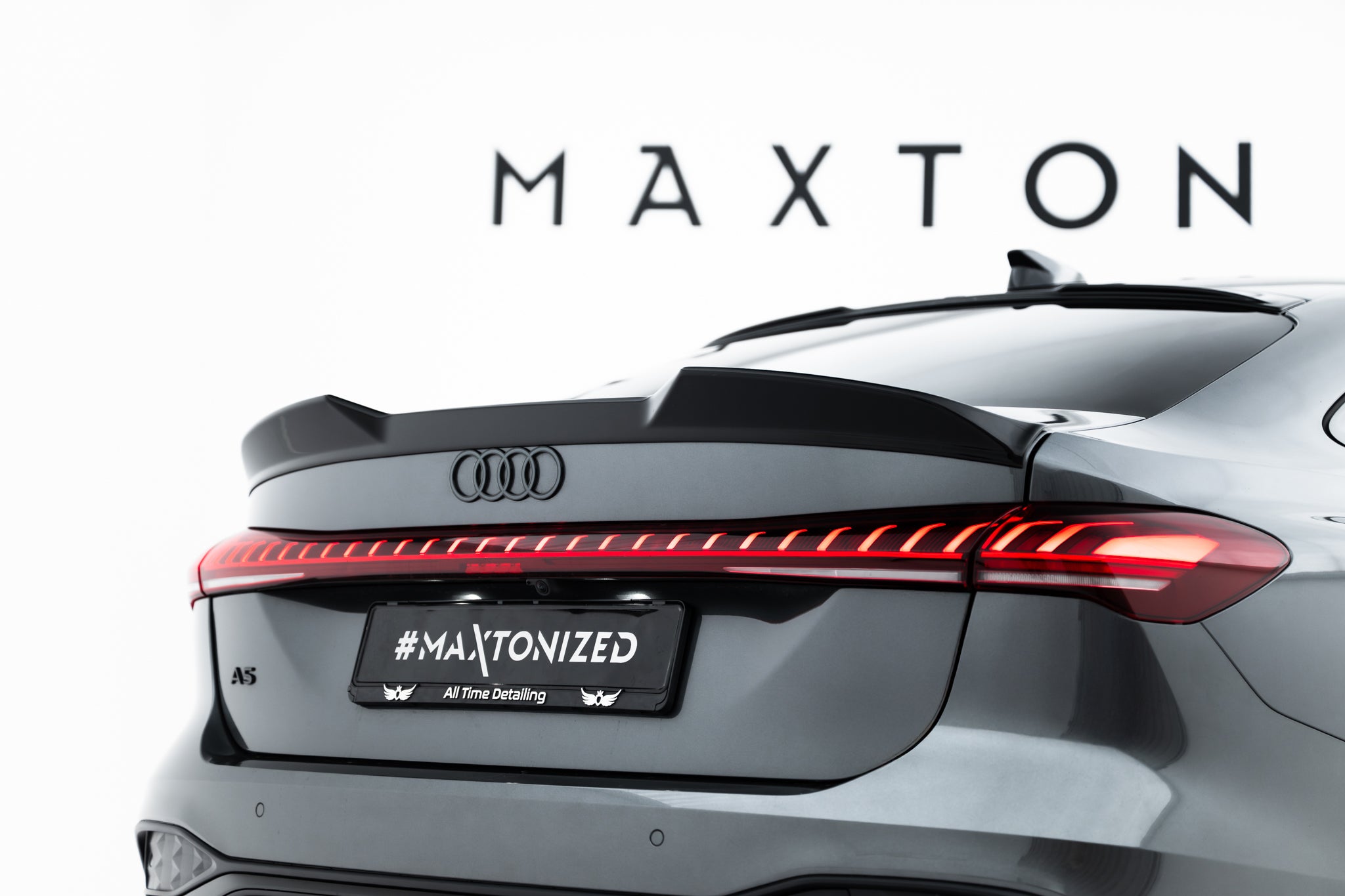Maxton Design Spoiler CAP 3D passend für Audi A5 S-Line / S5 Limousine B10 schwarz Hochglanz